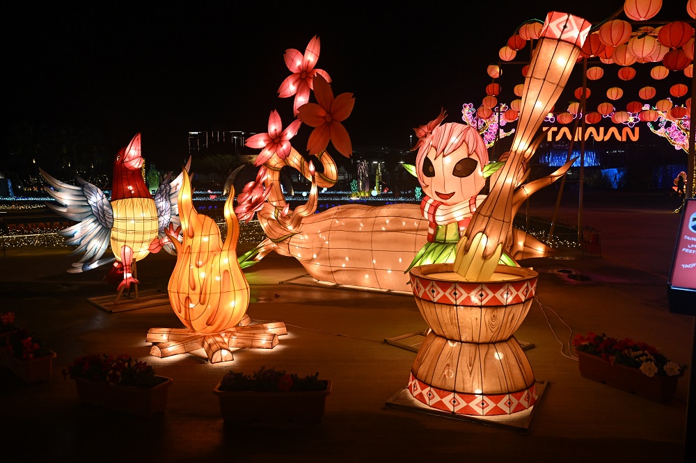 《巴陵（バーリン）集落の祝福：「集落の見張り」》- 藍永旗